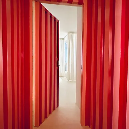 Deuxmecs (adults Only) * Oporto